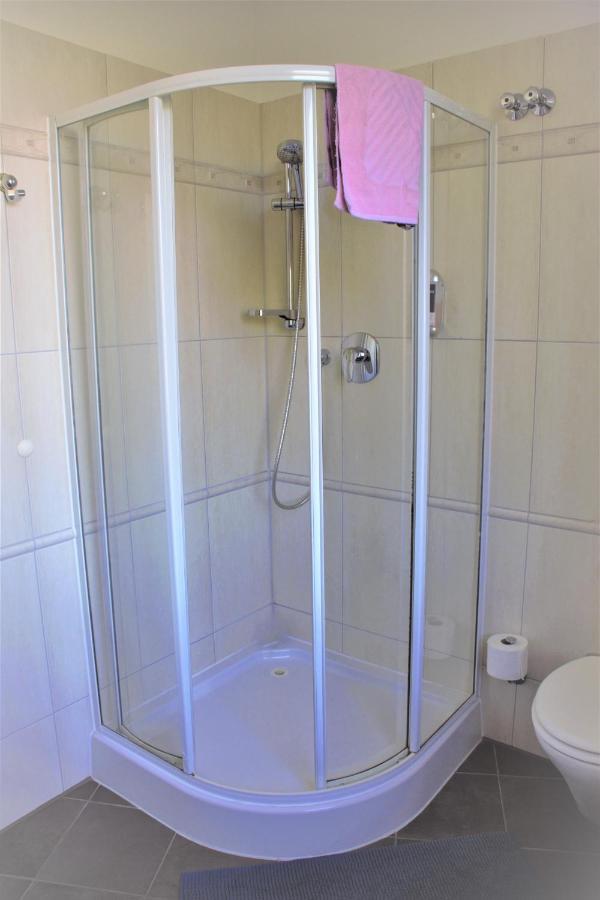 Hotel Am Bahnhof Weilburg Εξωτερικό φωτογραφία
