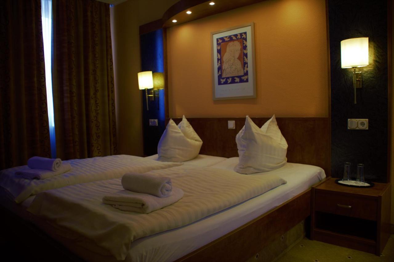 Hotel Am Bahnhof Weilburg Εξωτερικό φωτογραφία