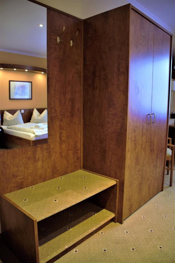 Hotel Am Bahnhof Weilburg Εξωτερικό φωτογραφία