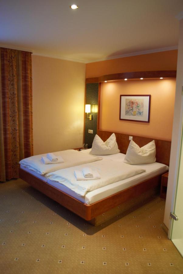 Hotel Am Bahnhof Weilburg Εξωτερικό φωτογραφία