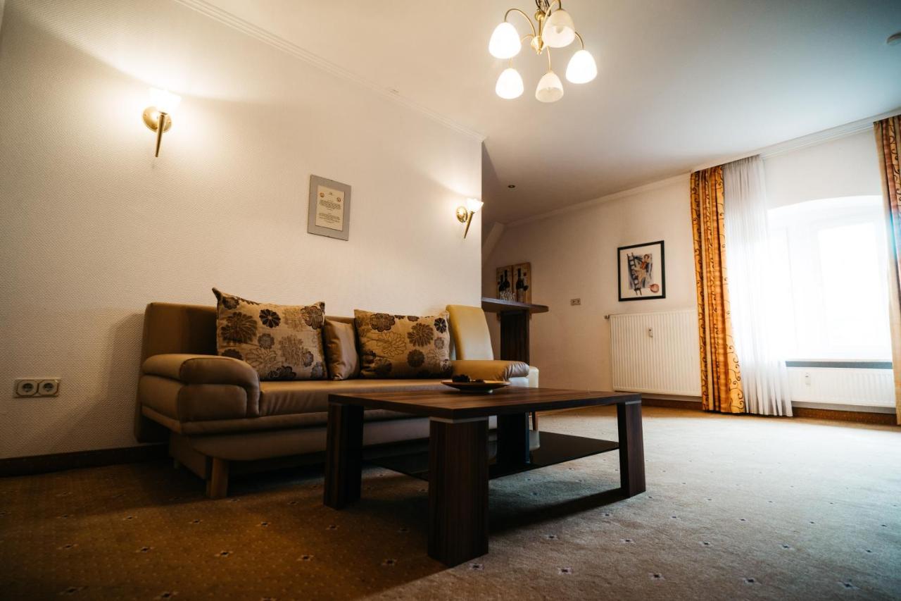 Hotel Am Bahnhof Weilburg Εξωτερικό φωτογραφία